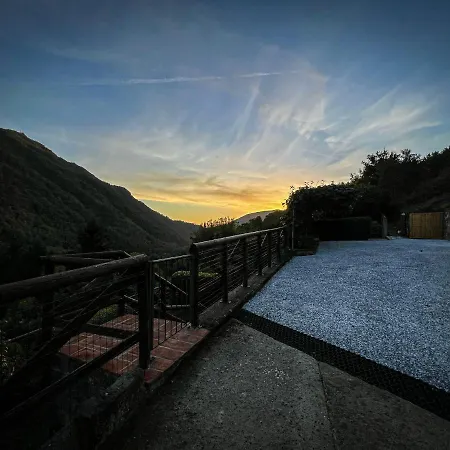 Old Village Linda - Tra Lunigiana & Cinque Terre Appartement *