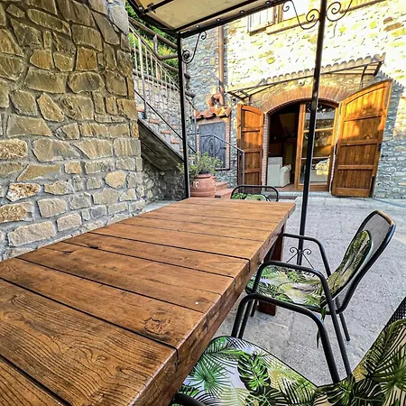 Old Village Linda - Tra Lunigiana & Cinque Terre Apartment *