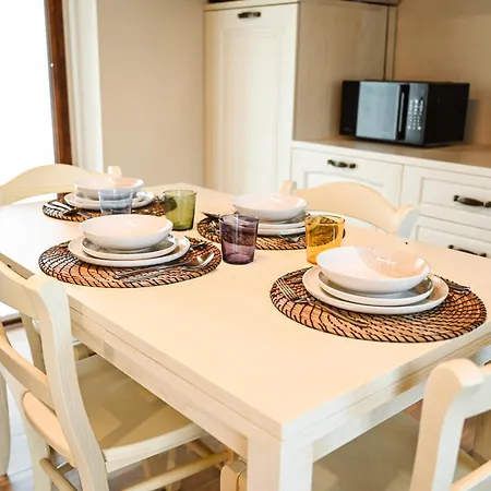 Old Village Linda - Tra Lunigiana & Cinque Terre Appartement *